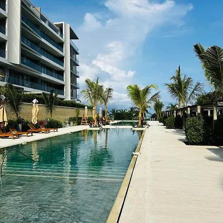 Spectacular Beachfront