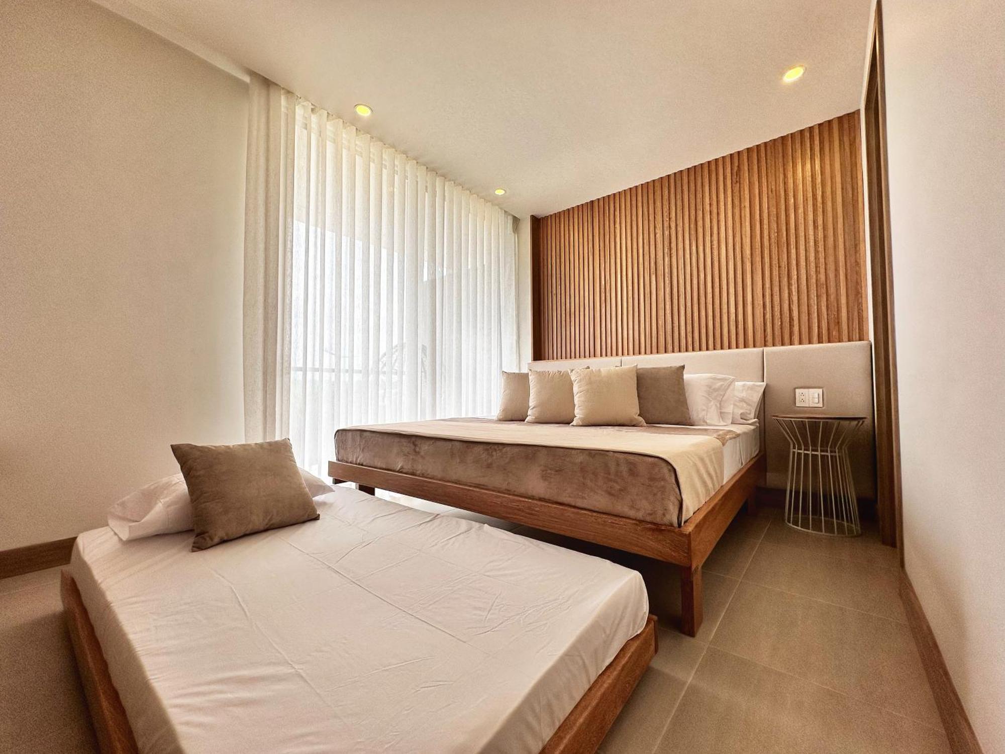 Spectacular Beachfront Apartamento *